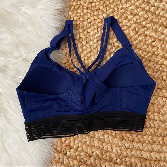 Victoria Sport Padded Mesh Cross Back Sport Bra - Picture 2 of 3